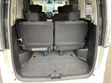 トランクには荷物もたくさん載せれます。