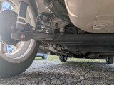 下廻りは年式相応ですが、納車整備時の錆止め処理をオススメしています。ご相談下さい。