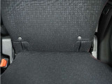 ◆ISOFIX◆シートベルトいらずでチャイルドシートと固定金具を連結するだけでガッチリ固定できます。
