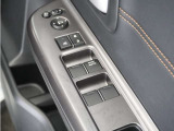 ◆パワーウィンドウスイッチ◆運転席から全席の窓の開閉操作を行うことが出来いつでも換気ができます!