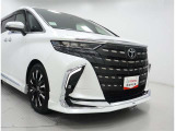 ドレスアップに効果があるモデリスタ製エアロパーツ装着車です。COOL!ですね♪