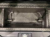 ラゲージデッキボードの下には大容量の収納ができる深底ラゲージアンダーボックス