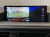 バックギアに入れて頂きますと、この様に後方が映し出されます!最終の確認はご自分の目と耳で必ず行ってください!安全第一で♪