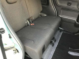 ☆後部座席シート廻り☆ ☆リアシートも快適な乗り心地☆シ-トの乗り心地が良く、旅行など長距離運転にも向いています
