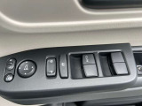 ☆お車についた傷やヘコミ、事故の修理もハヤシにお任せください。自社鈑金工場で修理ができますの安心です☆