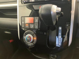 品質には自信があります!ハッピーの品質・キレイなお車をお届けさせていただきたい!そんな気持ちでキレイに仕上げております。フロアマットなどの清掃はもちろん、シート下なども徹底的に清掃しております。
