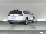 メーカー直営認定中古車 4モーション メーカー保有デモカー LEDライト デジタルコックピット 純正ナビゲーション ブルートゥース接続 カープレイアンドロイドオート対応 スマートキースペア有 オートゲート