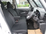 視界が良く運転性の良いフロントシート