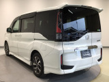 車が大好きなスタッフが心をこめて接客いたします。お客様一人一人のお車に対する思いや気持ちをうかがい、充実した時間が過ごせるよう努めます。