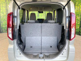 普段のお買い物や通勤、送迎等に十分な荷室スペースを確保しております。セカンドシートを倒すと、大きな荷物の積載も可能です♪