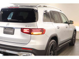 お気軽にお問い合わせください。Tel:075-325-0440 Mobile:070-2313-8676  中古車担当:時女まで