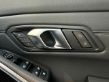車両の詳細、ご質問につきましては、弊社営業スタッフまでお気軽にご連絡下さいませ。遠方のお客様には実車の詳細画像送信も承ります。お客様からのお問合せをお待ち致しております。