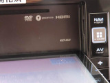 【USB/HDMI入力端子】HDMI規格のデータ入力端子、デジタル機器をつないで高画質、高品質データを車の中で楽しむことができます。USBポートは給電・データ入力に対応しています