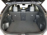 広々としたラゲージスペースを備えています。大きなものや長さのある荷物もしっかりと積み込めます。