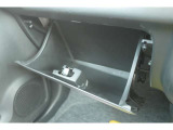 車検証もすっぽり入ります。