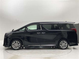 当社の車両本体価格には、納車前の車検整備費用も含まれています。別途で支払う場合、点検費用も安くありません。やっぱりU-Carは総額でも比べる必要がありますね。