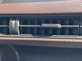 ☆お車についた傷やヘコミ、事故の修理もハヤシにお任せください。自社鈑金工場で修理ができますの安心です☆