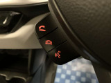 【ハンズフリースイッチ】対応したナビと接続することで使用できます。