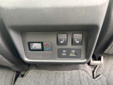 後席シートヒーター 充電ポート