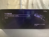 カメラが車線を認識してはみ出しそうになるとステアリングアシストが介入するレーン・キープ・アシストシステムを装備しております。お好みで作動・非作動の設定も可能です。
