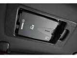 運転席サンバイザー裏側にスマートインETC付き。セットアップもお任せください。