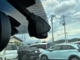 万が一の時に頼もしいドライブレコーダーを装備♪