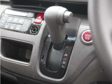 ◆シフト周り◆スタイリッシュなシフト周り、切り替えやすくシンプルなデザインです!