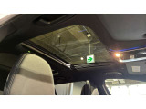 自動車保険に関しても、メルセデス・ベンツ専用のプログラムをご用意しております。飛び石や落下物などでのフロントガラスの修理が必要となった場合、最大で9万円分の補償を致します。