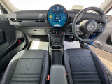 こちらのお車はMINI NEXT鶴ヶ島に展示中です。☆お問合せをお待ちしてます!