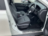 運転席は広くゆったり作られているので運転される方もリラックスして運転できます!