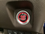 定期点検パック「まかせチャオ」は法定点検や車検に加え、Hondaが推奨する点検・整備、エンジンオイル交換等をパックしています。Honda車を知り尽くしたプロによる半年ごとのチェックいたします。
