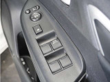 ◆パワーウィンドウスイッチ◆運転席から全席の窓の開閉操作を行うことが出来いつでも換気ができます!