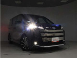高輝度で点灯速度が速いLEDヘッドライト装備!LEDの明るい光が走行中の視界の確保をサポートして、夜のドライブがより楽しく安全に運転できます♪