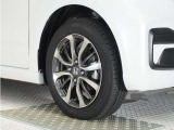 ◆純正アルミホイール装着車◆これで足元まわりも、おしゃれにきまります!