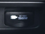 非常時やキャンプ等に役立つAC100Vコンセント付きです。