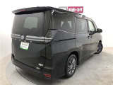 自動車保険やJAFも取扱いしています。土日も対応してますよ ♪♪