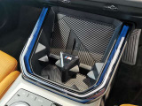BMWプレミアムセレクション前橋では、高年式低走行モデルからMモデル、年式が経ちなかなかディーラーでは見かけないモデルまで幅広いラインナップで認定中古車を取り扱っております。品質に自信があります。