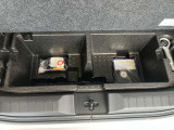 荷室部下部にはちょっとした小物を収納できるアンダーボックスがあるので荷室を広く使えます。
