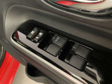 運転席から操作可能なパワーウィンドウ!