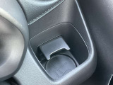 運転席用ドリンクホルダーです
