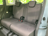 シンプルで使いやすい内装。運転席からの操作性も良好で、快適なドライビングポジションを実現しています。