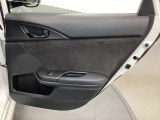 Honda認定中古車「U-Select」はHonda車である事と、思いもよらない高額修理のリスクに備えるため修復歴がない車両に限定、さらに第三者機関の車両状態証明書をすべての車両で取得しています。