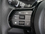 ◆オーディオリモコンスイッチ◆視点をそらすことなく、ボリューム調整・オーディオソース切替・選曲の操作が可能に。安全運転にひと役買います♪
