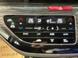 ダブルエアコンは、運転席と助手席でそれぞれ異なる温度を設定できます。