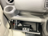「収納スペース」使いやすい収納を、使いやすい場所に。様々な場所に収納スペースがあり使い勝手も良いので車内もスッキリして綺麗を保てます