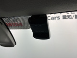 万が一の事故のときもドライブレコーダーがあると安心です。ご利用になる場合は個人情報保護の観点より新品の対応SDカードをお求め下さい。