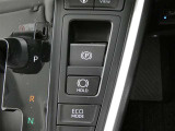 電動パーキングブレーキを搭載。スイッチ操作でパーキングブレーキを作動・解除することができるので操作の力が不要です。