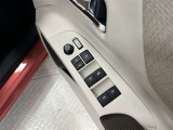 電動格納式ドアミラー!全ドアパワーウインドウ!運転席にはオート機能付!