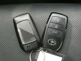 ◆◆◆キーを取り出すことなくドアの施開錠、エンジンの始動が可能で便利な「スマートキー」付きです!!!