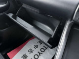 置き場所に困るティッシュボックスも入りそうですね。